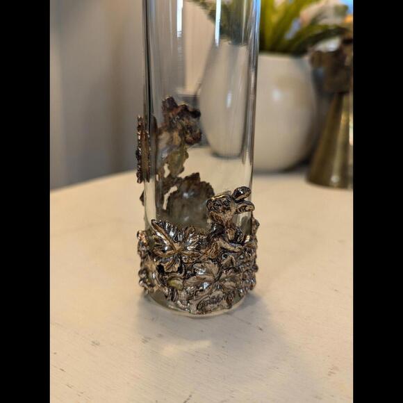7.5” Arthur Court Vintage Rabbit Bunny Lillies Metal Glass Bud Vase - Picture 5 of 5
